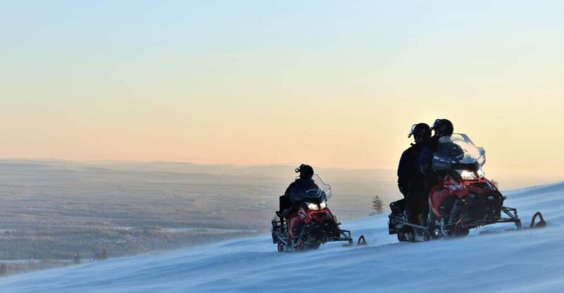 King of Ylläs: Snowmobiling to the Hill - Safety Precautions