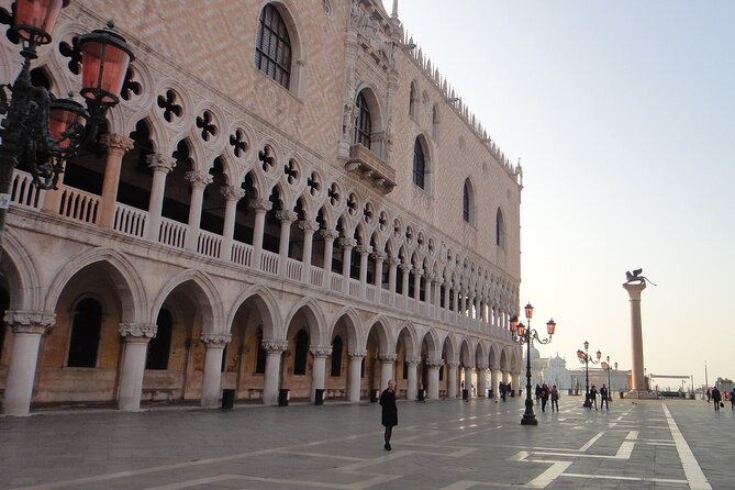Kingly Venice: Doges Palace Ticket, Guided Tour & VR Experience - Doges Palace Guided Tour
