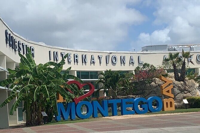 Kingston Airport Pick up/ Drop off (Norman Manley Int) - What to Expect from the Kingston Airport Transfer