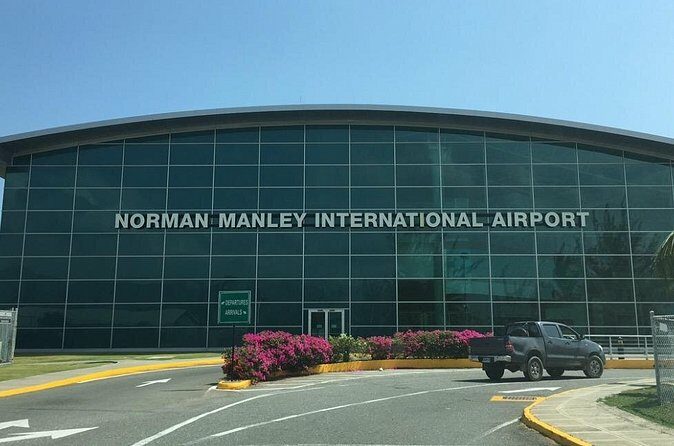 Kingston Airport Pick up/ Drop off (Norman Manley Int) - The Booking Experience and Flexibility