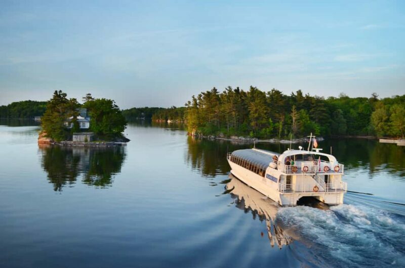 Kingston: Lunch Cruise of Thousand Islands - Key Points