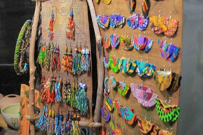 Kingston Sightseeing, Bob Marley Museum & Night Market Experience From Ocho Rios - Important Participant Information