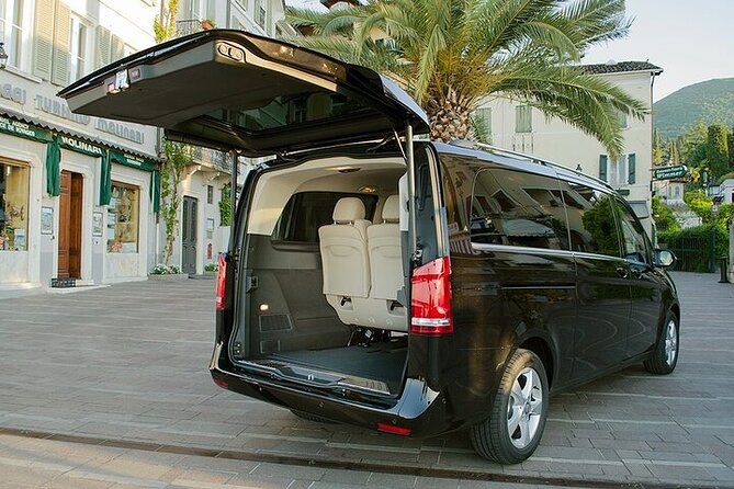 Kingston to Ocho Rios Round Trip Transfer - About Your Stay