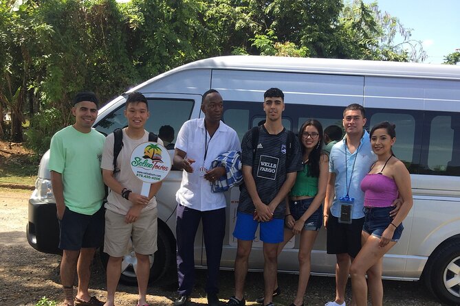Kingston TOUR/AIRPORT (GROUP)Transportation Only - Additional Details