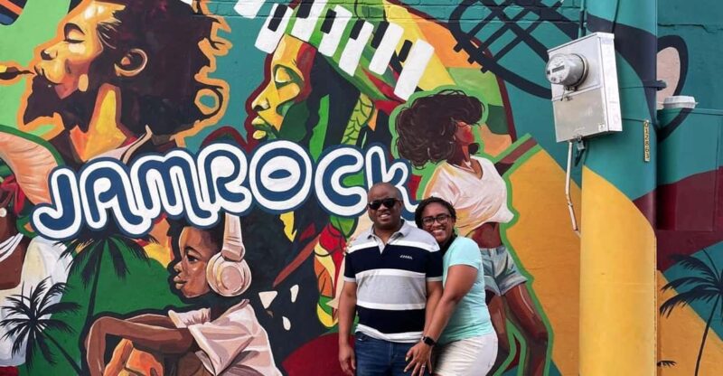 Kingston: Walking Tour With Mural Exploration - Key Points