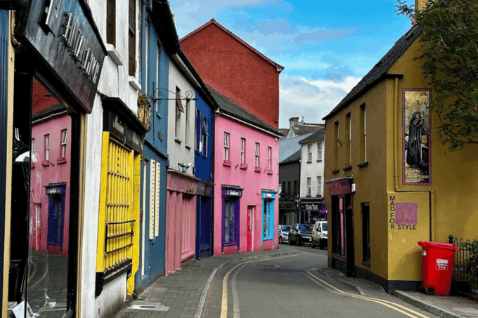 Kinsale: Guided Ebike Sightseeing Tour - Booking and Availability