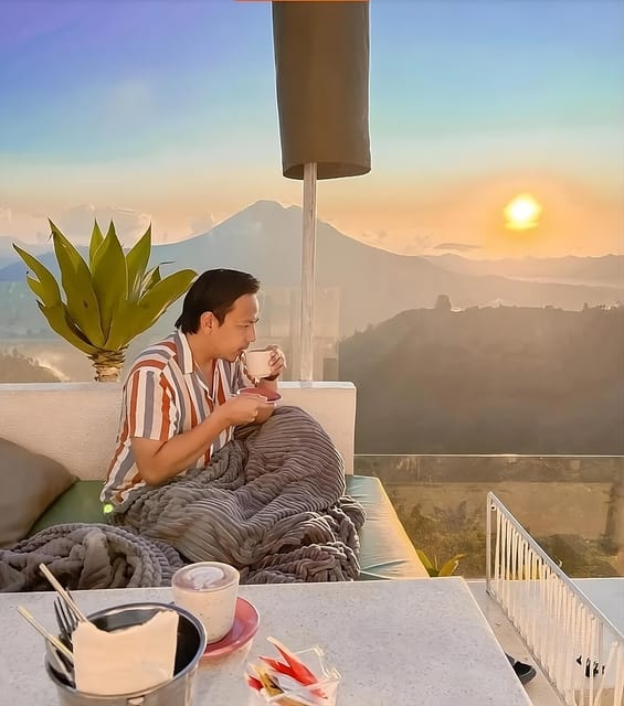 Kintamani: Aesthetic Cafe Sunrise Experience With Breakfast - Pickup and Transportation