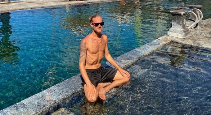Kintamani Sunrise Jeep Tour and Visit Floating Temple - Exploration of Black Lava and Temples