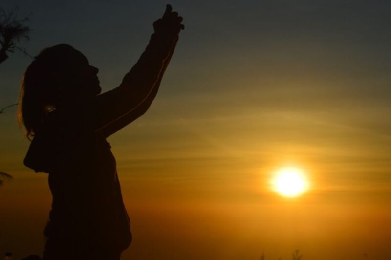 Kintamani: Sunrise Yoga, Meditation, Earth & Water Rituals - Key Points