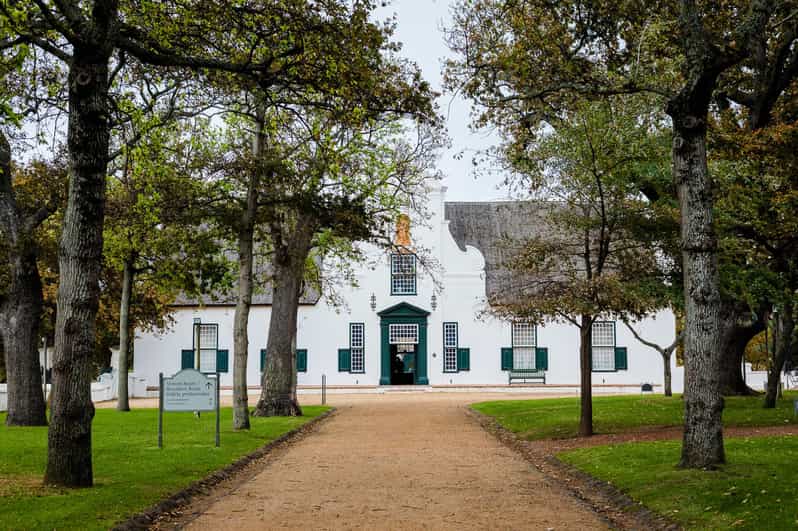 Kirstenbosch Botanical Garden and Constantia Wine Valley - Itinerary Details