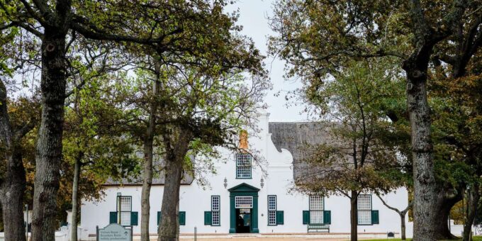 Kirstenbosch Botanical Garden and Constantia Wine Valley - Groot Constantia Wine Estate