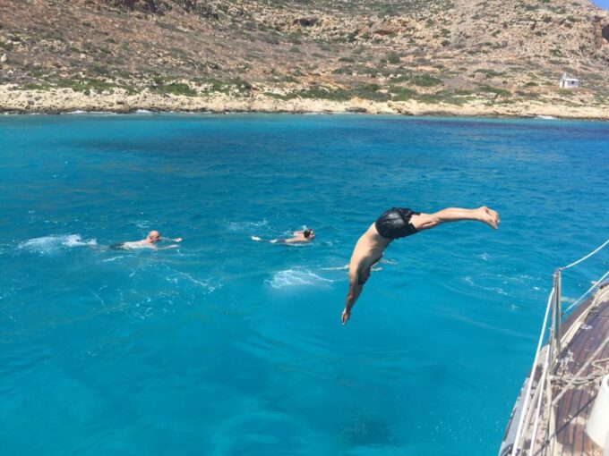 Kissamos: Balos and Gramvousa Private Sailing Trip With Meal - Experienced Skipper and Crew