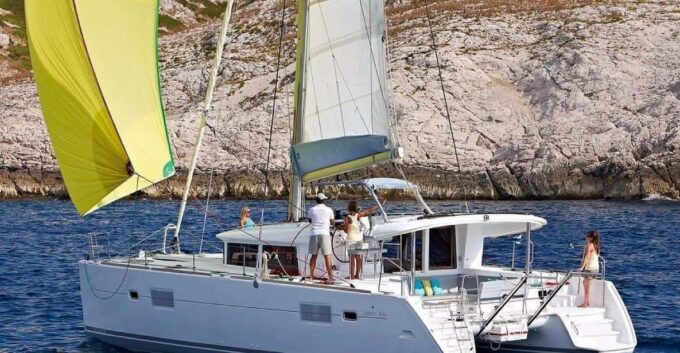 Kissamos: Gramvousa - Balos Tour on an Exceptional Catamaran - Return to Gramvousa Island