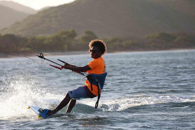 Kite Buen Hombre 1 Day Kiting Special - Included Equipment and Guidance