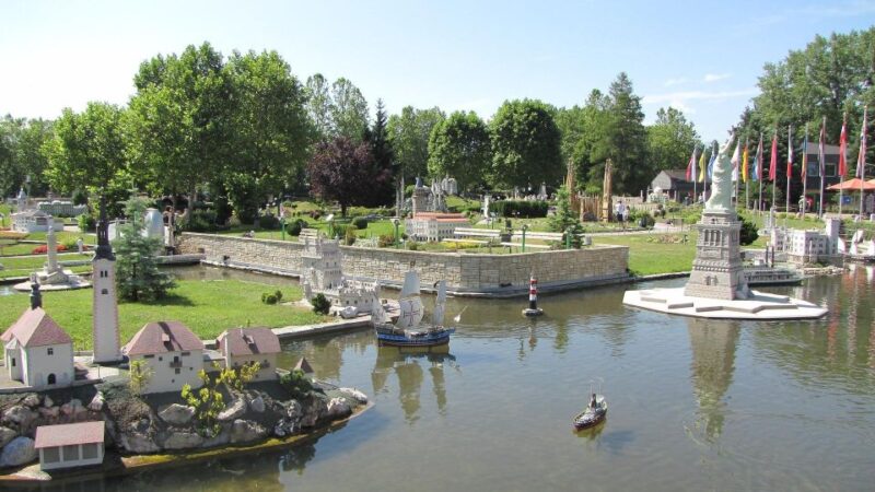 Klagenfurt - Private Walking Tour - Key Landmarks