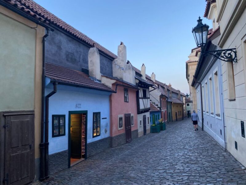 Klaras Prague Castle Private Tour - Tour Highlights