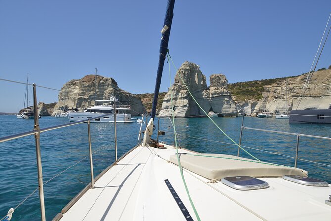 Kleftiko Poliegos and Round Trip of Milos Island Lunch & Open Bar - Exploring the Catacombs of Milos