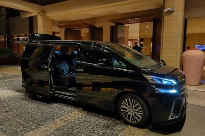 KLIA 1/2 To Hotel in Federal Territory - Language Support