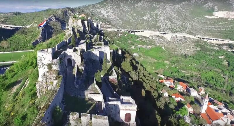Klis ( Game Ot Thrones ) & Soparnik - Croatian Pizza Tour - Cultural and Historical Insights