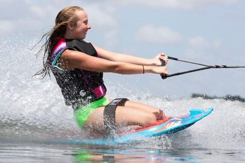 Knee Boarding in Mount Lavinia - Included Gear and Services