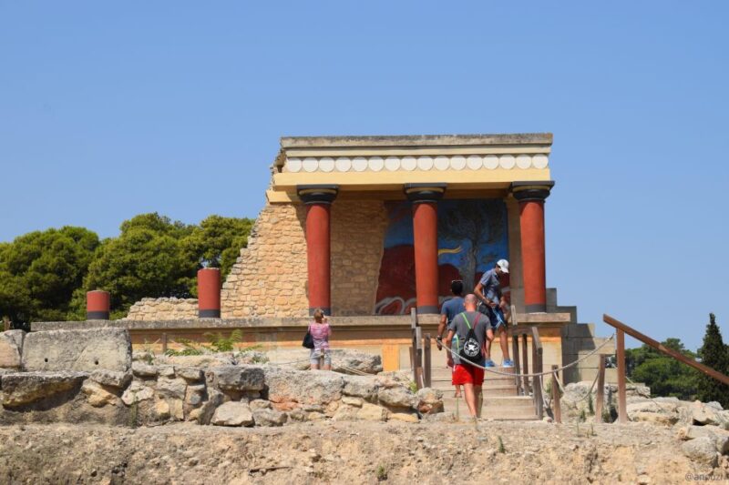 Knossos and Zeus Cave Private Day Tour Starting From Chania - Pickup and Drop-off