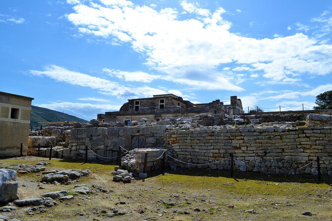 Knossos & Archaeological Museum Shared Guided Tour From Chania - Archaeological Museum of Heraklion