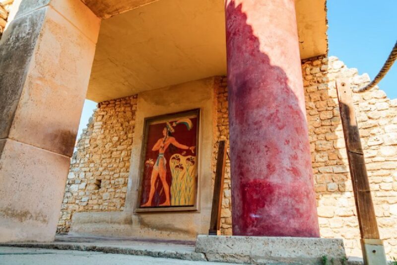 Knossos & Heraklion Archaeological Museum: From Chania - Knossos Palace Exploration