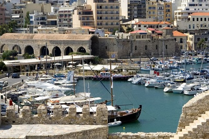 KNOSSOS & HERAKLION Crete, Day Professional Guided Coach Tour - Weather and Accessibility