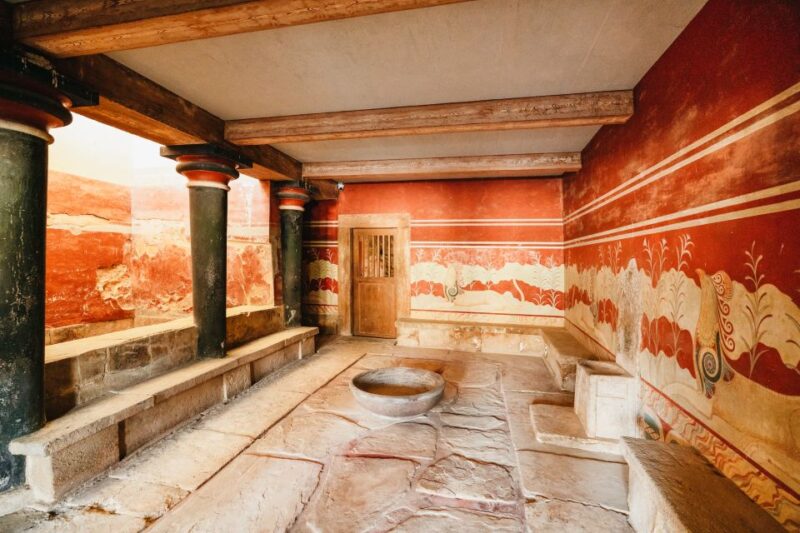 Knossos: Knossos Palace Skip-the-Line Guided Walking Tour - Highlights of Knossos Palace