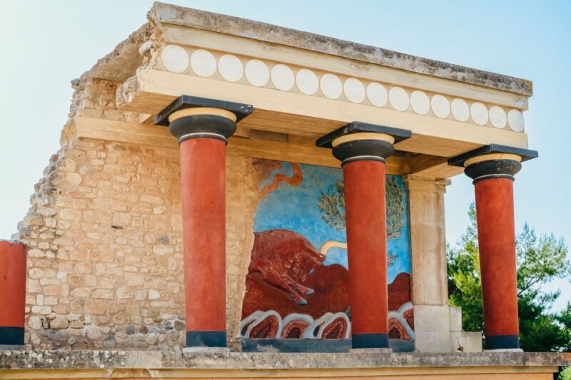 Knossos: Knossos Palace Skip-the-Line Guided Walking Tour - Meeting Point and Accessibility