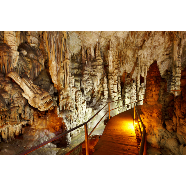 KNOSSOS & LASITHI: GUIDED TOUR IN KNOSSOS PALACE & ZEUS CAVE - Monastery of Panagia Kera Kardiotissa
