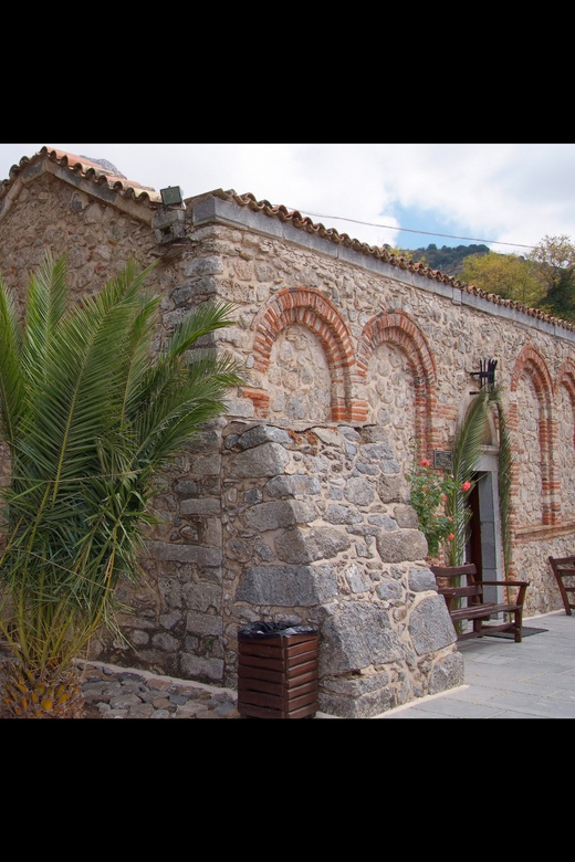 KNOSSOS & LASITHI: GUIDED TOUR IN KNOSSOS PALACE & ZEUS CAVE - Lasithi Plateau