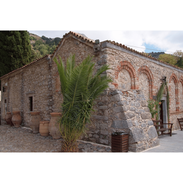 KNOSSOS & LASITHI: GUIDED TOUR IN KNOSSOS PALACE & ZEUS CAVE - Frequently Asked Questions