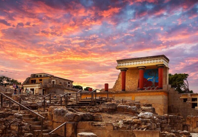 Knossos Minoan Palace & Archaeological Museum From Heraklion - Restrictions and Considerations