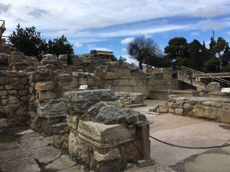 Knossos Palace & Archaeological Museum Private Tour - Knossos Palace
