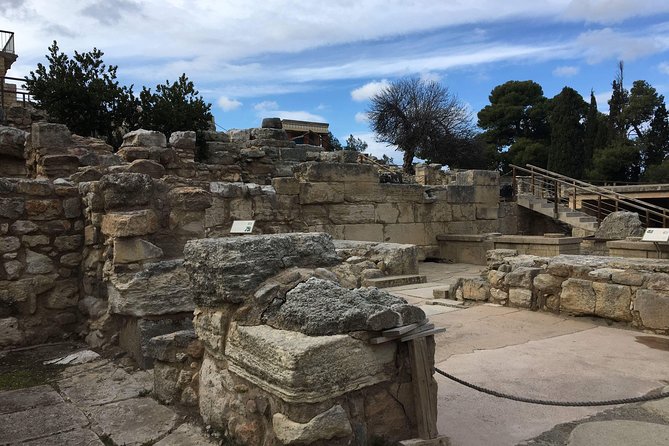 Knossos Palace Exclusive Tour (Small Group) - Highlights of the Experience