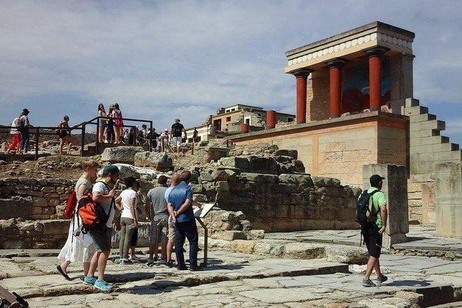 Knossos Palace Guided Walking Tour - Vast Palace Complex and Architectural Highlights