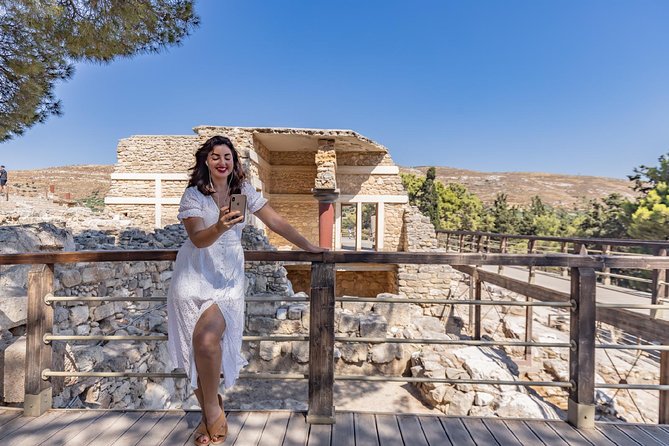 Knossos Palace: Self-Guided Audio Tour on Your Phone (Without Ticket) - Accessibility and Tour Logistics