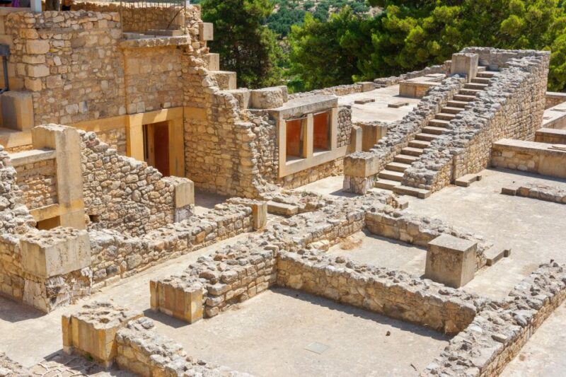 Knossos Palace Skip-the-Line Ticket & Private Guided Tour - Highlights of the Tour