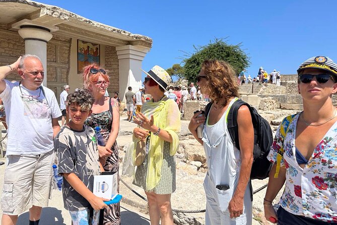Knossos Palace With Transfer and Entry Ticket - Greek Mythology and Historical Context