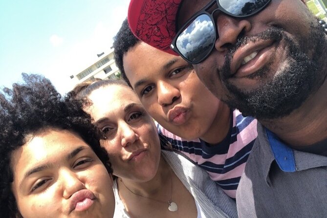 Knoxville City Scavenger Hunt Excursion by Wacky Walks - Scheduling and Availability Details