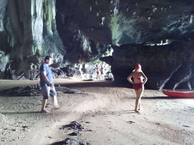 Ko Lanta: Half-Day Kayaking Koh Phee & Koh Talabeng 2 Caves - Preparing for the Adventure