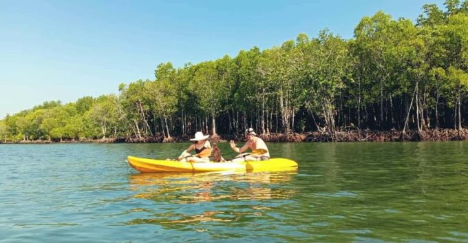 Ko Lanta: Half-Day Mangrove Eco Kayak Experience With Lunch - Lunch Experience