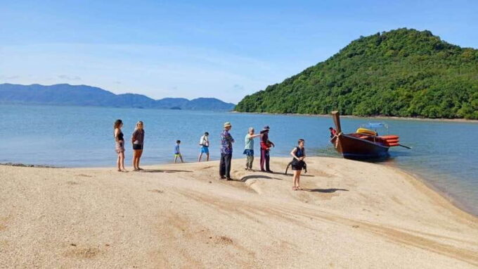 Ko Lanta: Ko Aung, Ko Phee Ghost Island Cave, Talabeng Kayak - Frequently Asked Questions