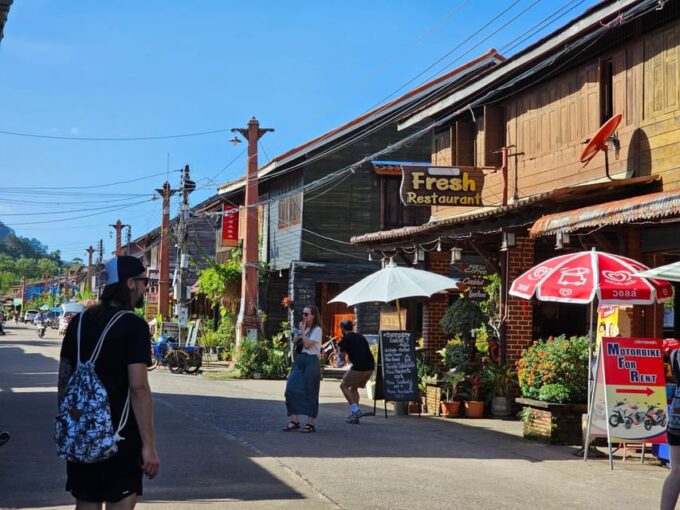 Ko Lanta: Mangrove Lanta Old Town Gypsy Village With Lunch - Pickup and Departure