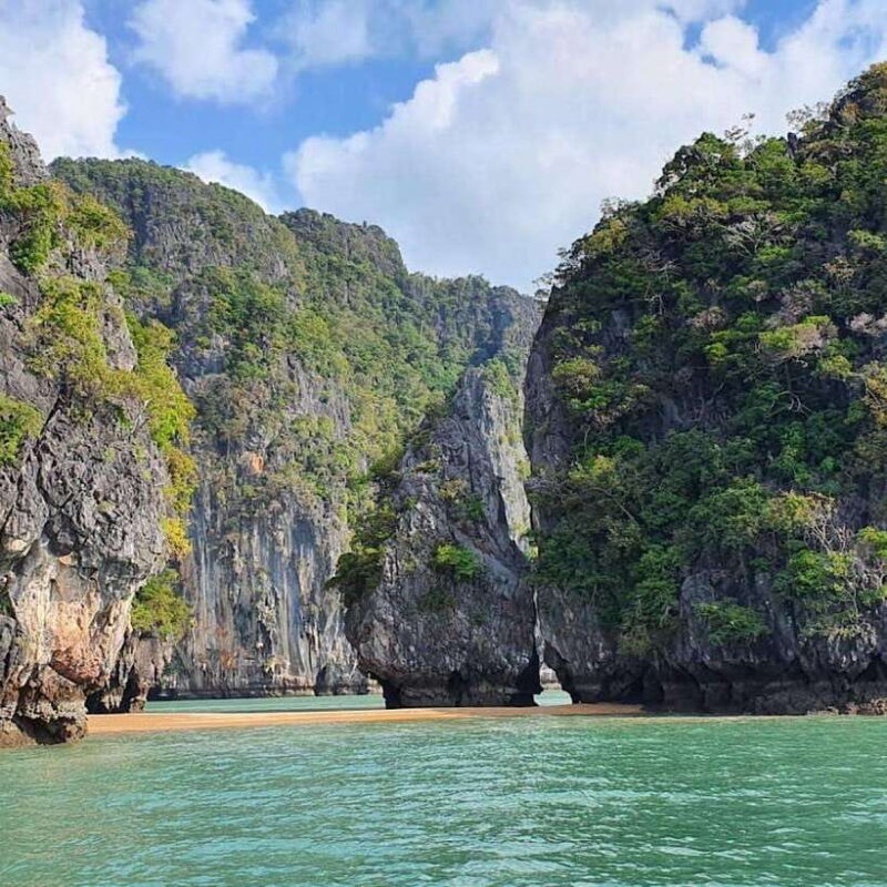 Ko Lanta: Sea Cave Kayaking Adventure Mangrove With Lunch - Lunch Experience