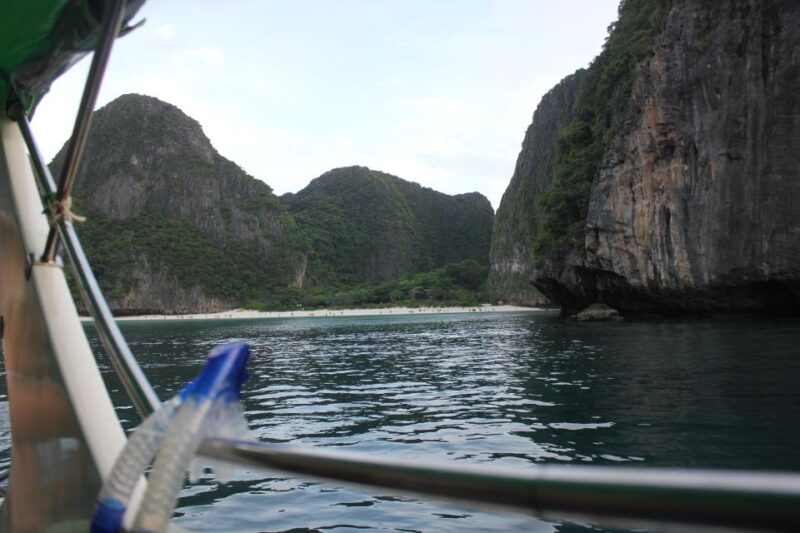 Ko Phi Phi Don: Speedboat Day Trip With Shark Snorkeling - Customer Ratings and Feedback