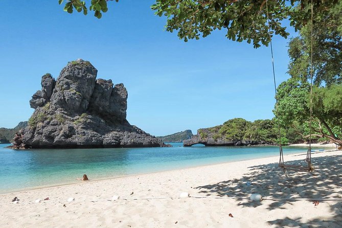 Ko Samui Angthong Marine Park Full Day Tour : Snorkeling & Sea Kayaking - Tour Participant Capacity