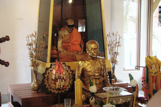Ko Samui City Tour Including Wat Phra Yai, Lat Ko Viewpoint, Hin Ta Hin Yai Rock - Explore the Islands Highlights