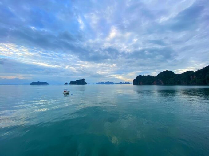 Ko Yao: Premium James Bond Island Trip by Speedboat & Canoe - Boat and Guide